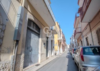 Foto 25 - Villa Giuseppe La Masa
 
99, Andria - photo 25