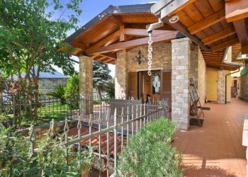 Foto 1 - Villa Via Milanesa
 
10/A3, Limone sul Garda - foto 1