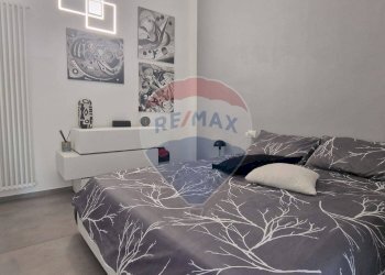 Camera / camera da letto - Three-room apartment Viale Ticino
 
10, Castelletto Sopra Ticino - photo 11