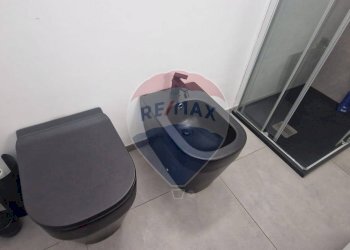 Bagno - Three-room apartment Viale Ticino
 
10, Castelletto Sopra Ticino - photo 15