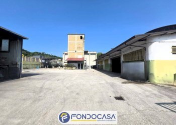 Foto 1 - Attività Commerciale Via Piceno Aprutina
 
33, Ascoli Piceno - foto 1