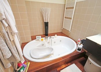 bagno - Casa indipendente via Villa, Bonate Sotto - foto 16