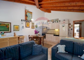 Sala da pranzo - Villa a Schiera Punta Molara - I Giardini 1, San Teodoro - foto 4