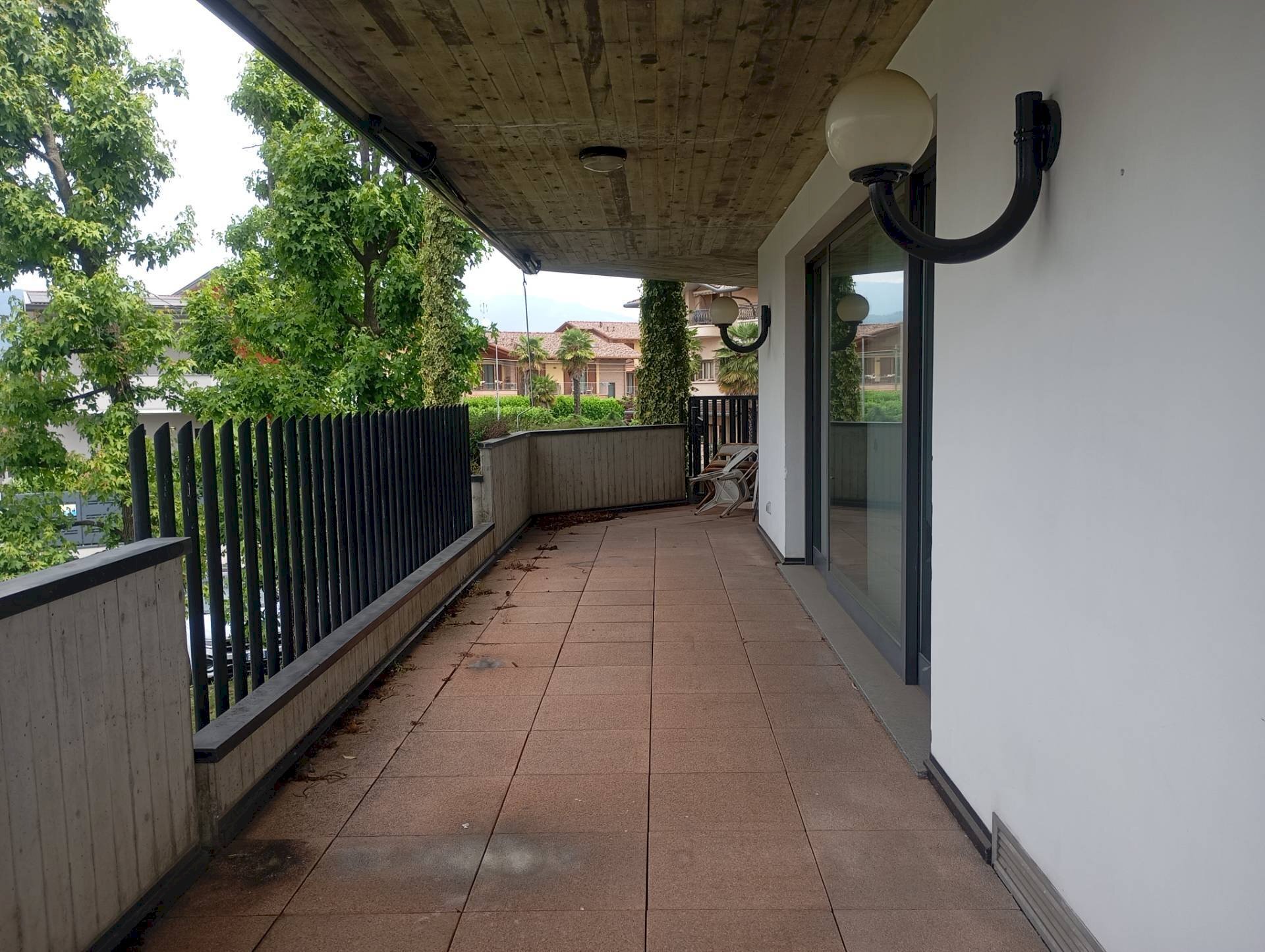 Foto 3 - Commercial Premises Via Italia
 
1, Medolago - photo 3