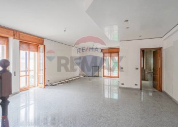 Stanza vuota - Villa Bifamiliare Montenero di Bisaccia - foto 8
