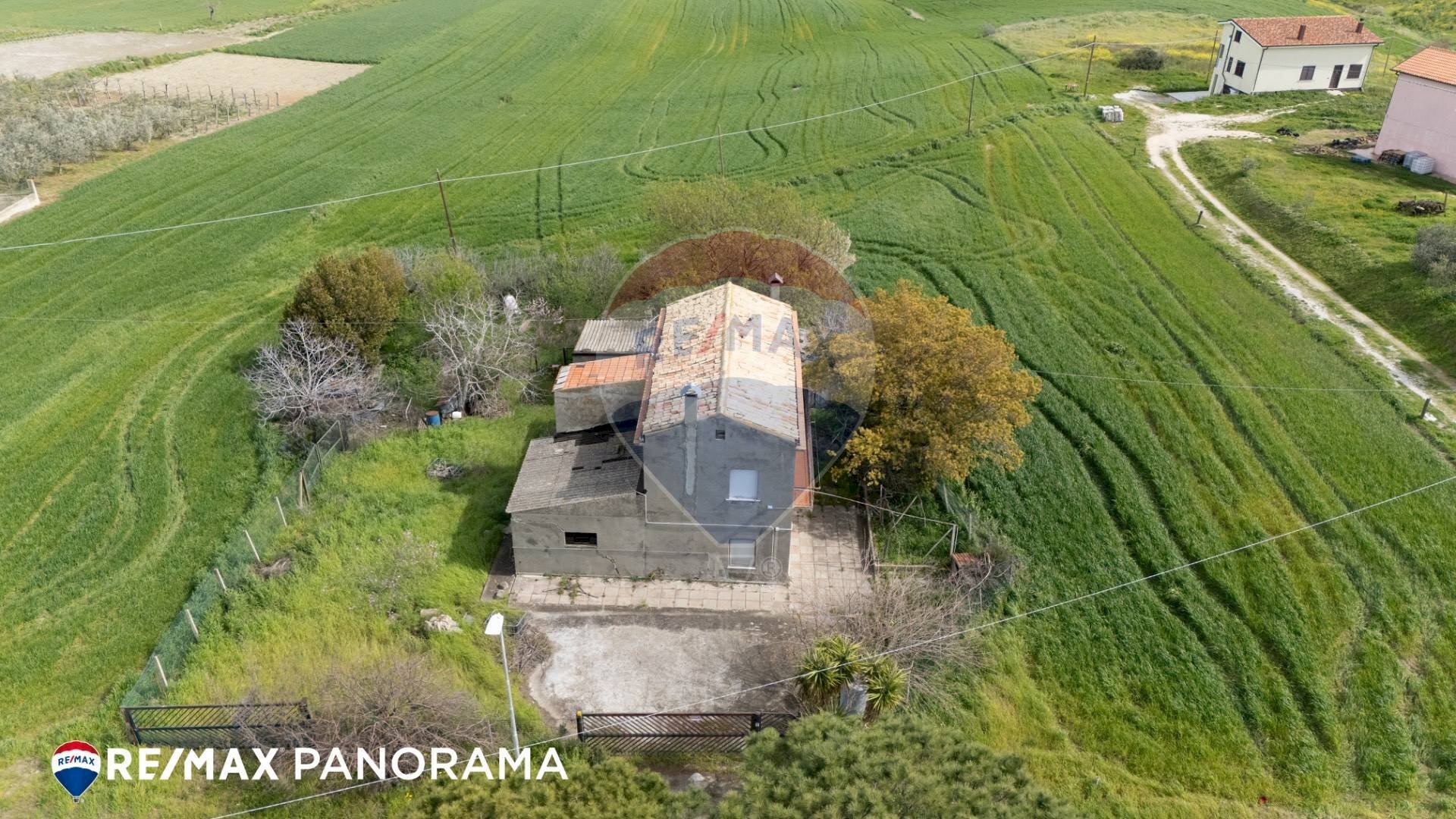 Foto 2 - Casa indipendente C/da Montalfano
 
44, Cupello - foto 2