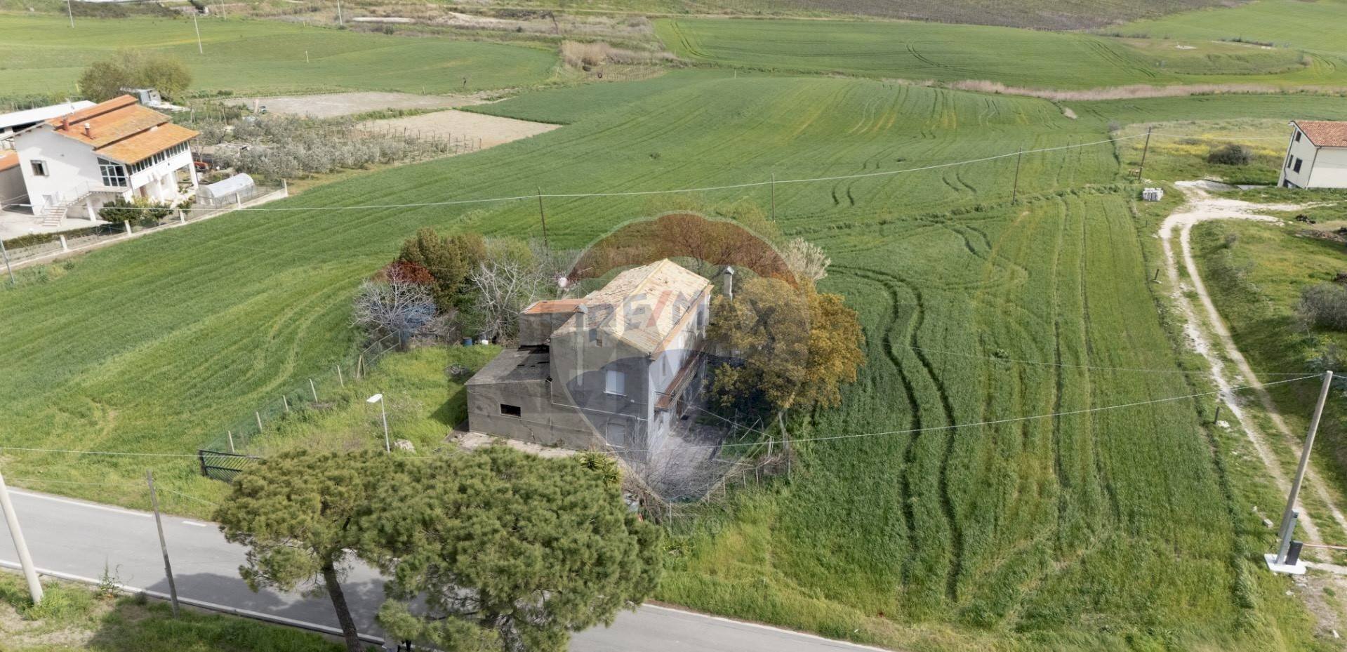 Casa all\'aperto - Independent house C/da Montalfano
 
44, Cupello - photo 1