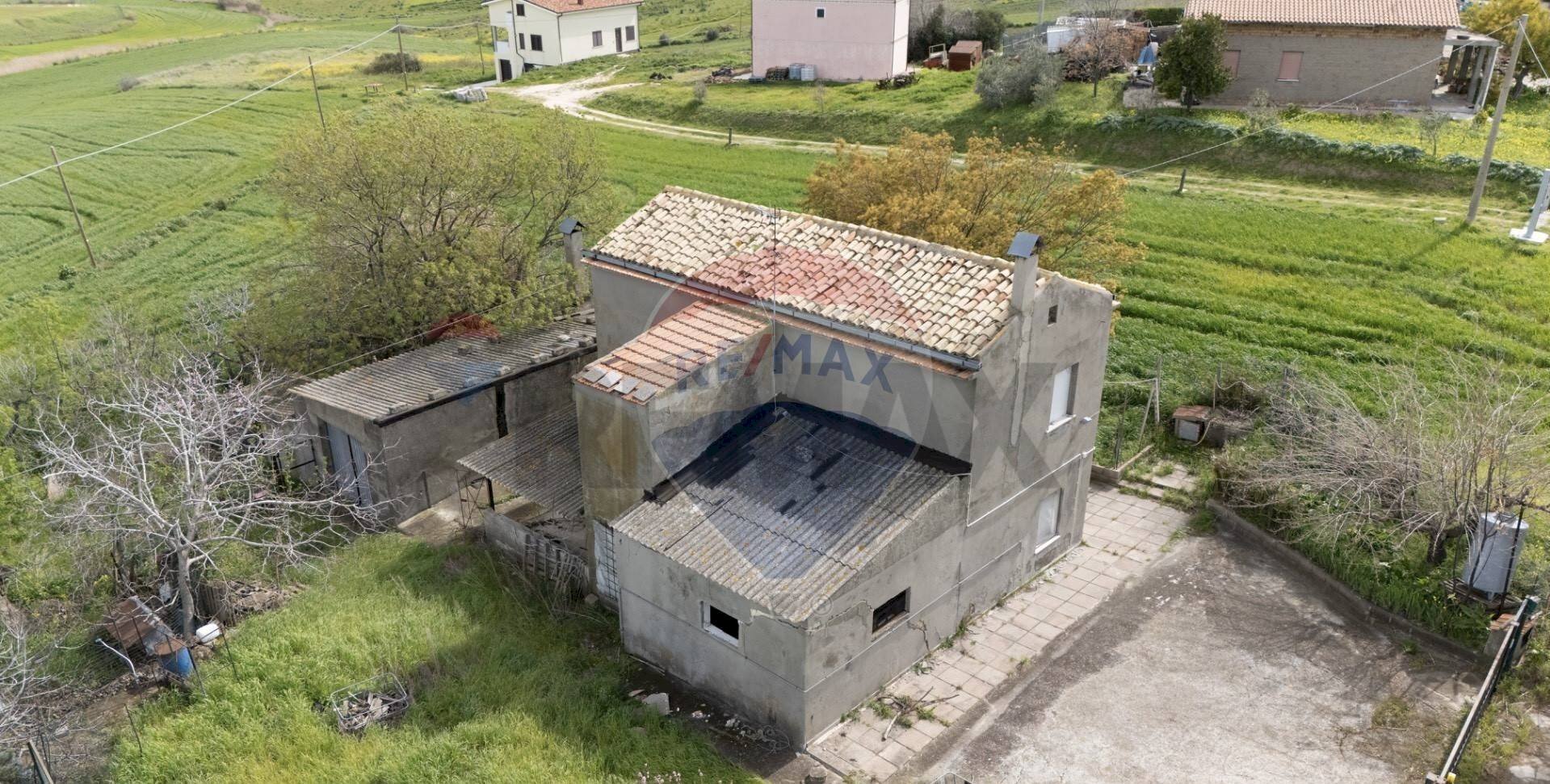 Casa all\'aperto - Independent house C/da Montalfano
44, Cupello - photo 3