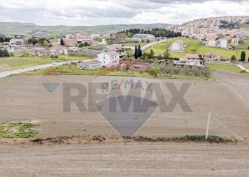 Vista delle montagne - Terreno edificabile Via sturzo
 
snc, Montenero di Bisaccia - foto 2