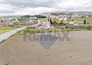 Vista delle montagne - Terreno edificabile Via sturzo
 
snc, Montenero di Bisaccia - foto 5