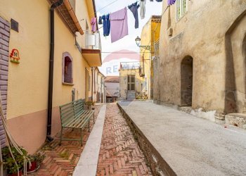 Foto 3 - Casa semi indipendente via Duca Degli Abruzzi
 
snc, San Biase - foto 3