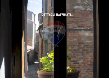 DETTAGLIO FINESTRA - Casa indipendente VIA DELL'INCROCIATA
 
13, Roccastrada - foto 9