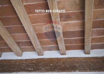 DETTAGLIO TRAVI E COTTO - Casa indipendente VIA DELL'INCROCIATA
 
13, Roccastrada - foto 19