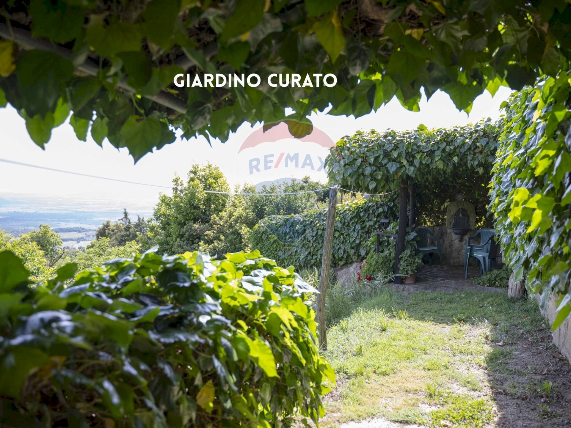 GIARDINO PRIVATO - Trilocale PIAZZA DEI MONTINI
 
3, Roccastrada - foto 1