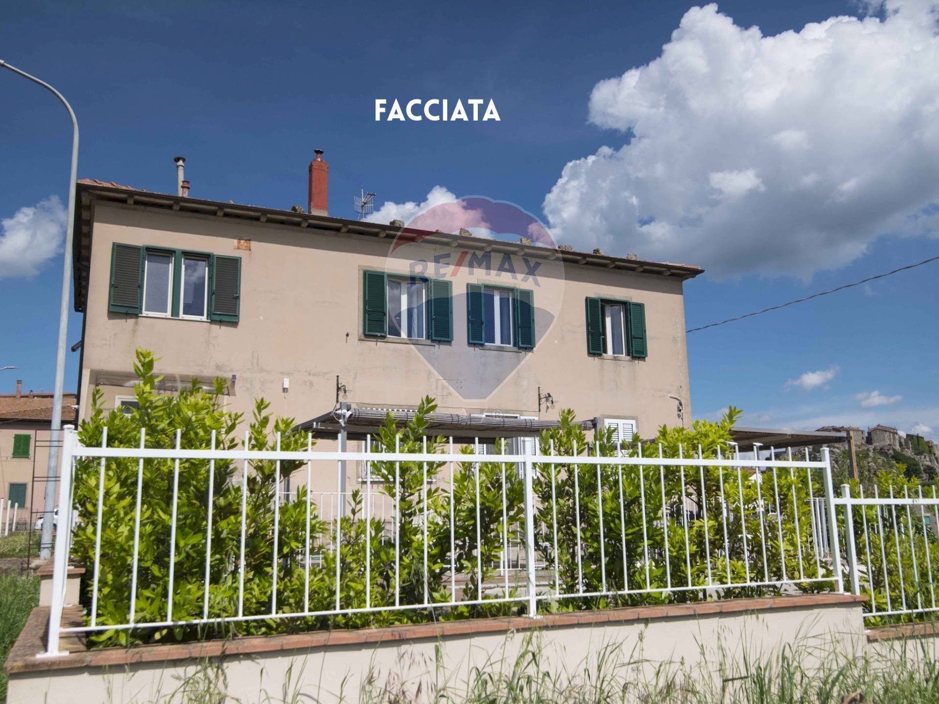 FACCIATA - Trilocale PIAZZA DEI MONTINI
 
3, Roccastrada - foto 3