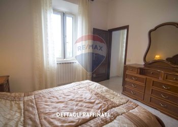 CAMERA MATRIMONIALE - Trilocale PIAZZA DEI MONTINI
 
3, Roccastrada - foto 19