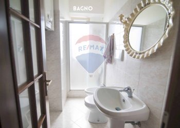 BAGNO CON DOCCIA - Trilocale PIAZZA DEI MONTINI
 
3, Roccastrada - foto 26