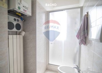 DOCCIA - Trilocale PIAZZA DEI MONTINI
 
3, Roccastrada - foto 31