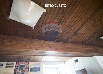 DETTAGLIO SOFFITTO - Negozio PIAZZA D'ARMI
 
9, Roccastrada - foto 13