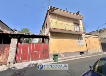 Foto 1 - Stabile - Palazzo via garigliano
 
12, Sant'Antimo - foto 1