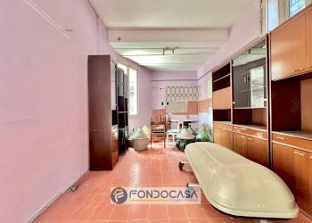 Foto 4 - Stabile - Palazzo via garigliano
 
12, Sant'Antimo - foto 4