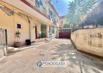 Foto 7 - Stabile - Palazzo via garigliano
 
12, Sant'Antimo - foto 7