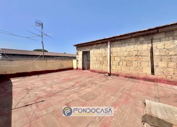 Foto 18 - Stabile - Palazzo via garigliano
 
12, Sant'Antimo - foto 18