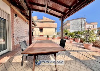 Foto 2 - Casa indipendente Via Fasci siciliani
 
8, Cesa - foto 2