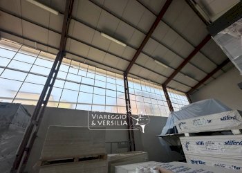 Foto 1 - Warehouse via Virgilio
 
200, Viareggio - photo 1