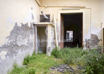 Foto 16 - Locale Commerciale Piazza Odigidria
 
4/5, Acireale - foto 16