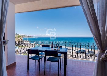 Foto 3 - Appartamento Via Cristoforo Colombo
 
5, Giardini-Naxos - foto 3