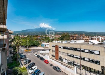 Foto 3 - Quadrilocale Via Veneto
 
31, Giarre - foto 3