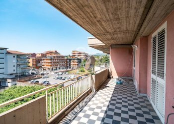 Foto 19 - Quadrilocale Via Veneto
 
31, Giarre - foto 19