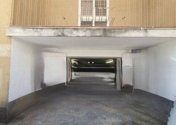 Foto 1 - Warehouse Via Mattia Preti, Siracusa - photo 1