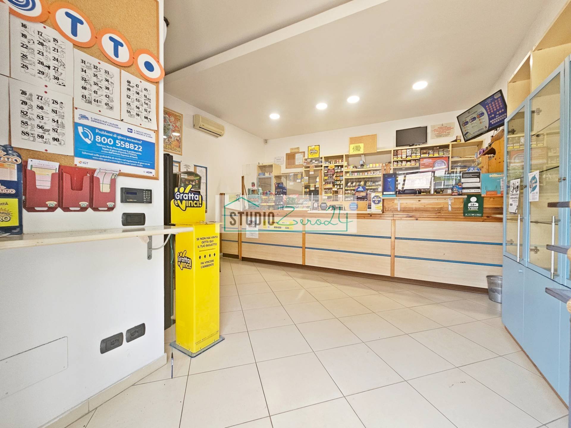 Foto 3 - Attività Commerciale Via Battisti
 
31, Viareggio - foto 3