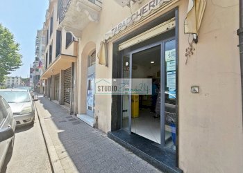 Foto 2 - Attività Commerciale Via Battisti
31, Viareggio - foto 2