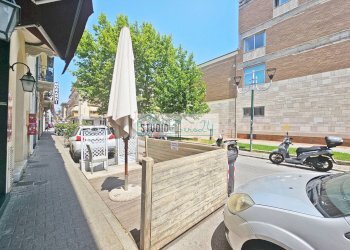 Foto 9 - Attività Commerciale Via Battisti
31, Viareggio - foto 9