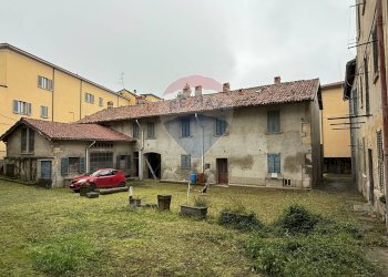 Casa all\'aperto - Casa indipendente via Sirtori
 
11, Monticello Brianza - foto 1