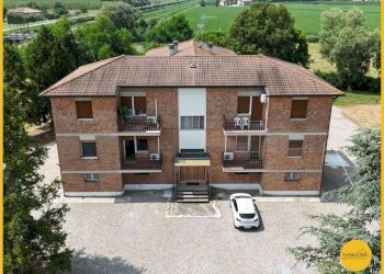 Foto 1 - Four-room apartment via canale della botte
 
21, Molinella - photo 1