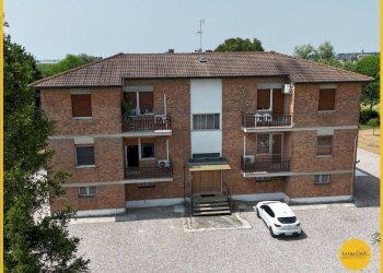 Foto 4 - Four-room apartment via canale della botte
 
21, Molinella - photo 4