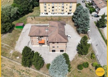 Foto 9 - Four-room apartment via canale della botte
 
21, Molinella - photo 9