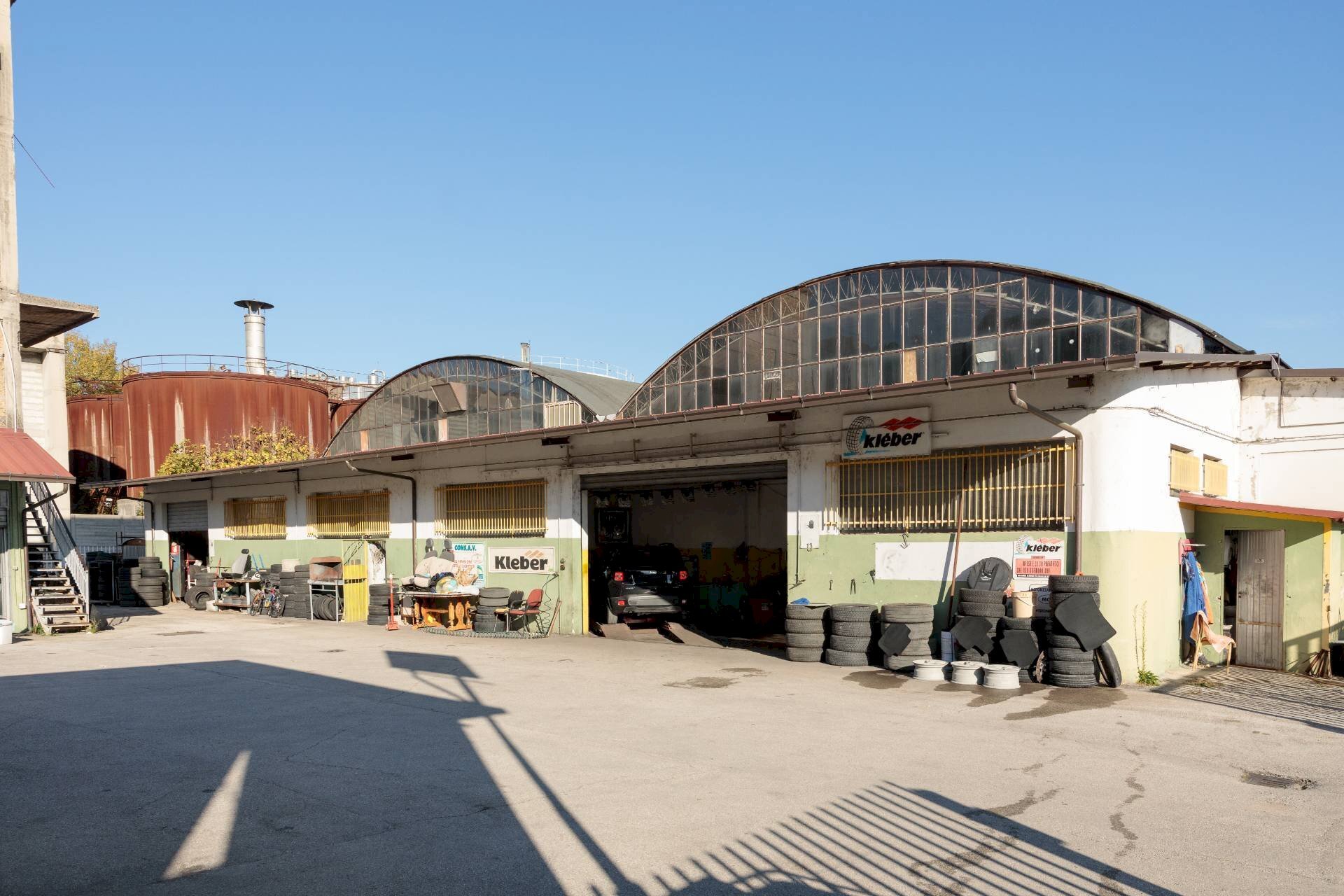 Foto 3 - Locale Commerciale Via Piceno Aprutina
 
33, Ascoli Piceno - foto 3