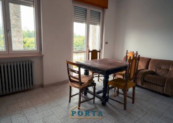 Foto 2 - Quadrilocale Via per Farigliano
 
18, Carrù - foto 2