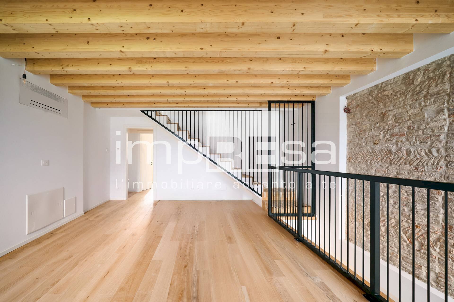 Foto 1 - Attic piazza duomo
 
1, Treviso - photo 1