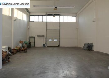 Foto 1 - Capannone Contrada Pantano Basso, Termoli - foto 1