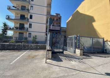 Foto 9 - Magazzino VIA GROTTA
 
28, San Nicola la Strada - foto 7