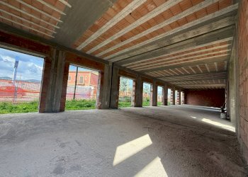 Foto 12 - Negozio Via Appia
198, San Nicola la Strada - foto 12