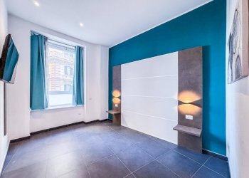 Foto 9 - Trilocale via Santa Lucia
 
15, Napoli - foto 9