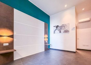 Foto 11 - Trilocale via Santa Lucia
 
15, Napoli - foto 11