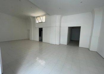 Foto 14 - Magazzino CORSO TRIESTE
 
82, Caserta - foto 14